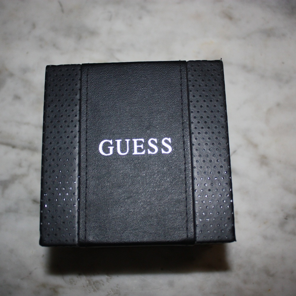 Guess Watch - Picture 3 of 3